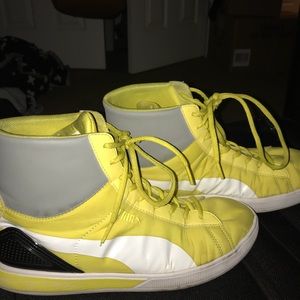 Men’s Yellow Puma Sneakers Size 10